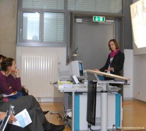 24 Mag. Dr. Sonja Hutter gibt in ihrem Workshop Empfehlungen f%FCr ein erfolreiches Verhaltensmanagement bei ADHS